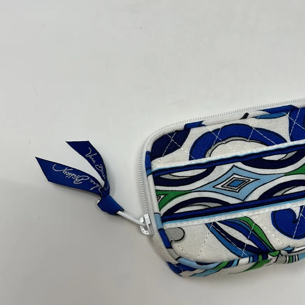 Vera Bradley Blue & White Change Purse Excellent Condition - Picture 7 of 10